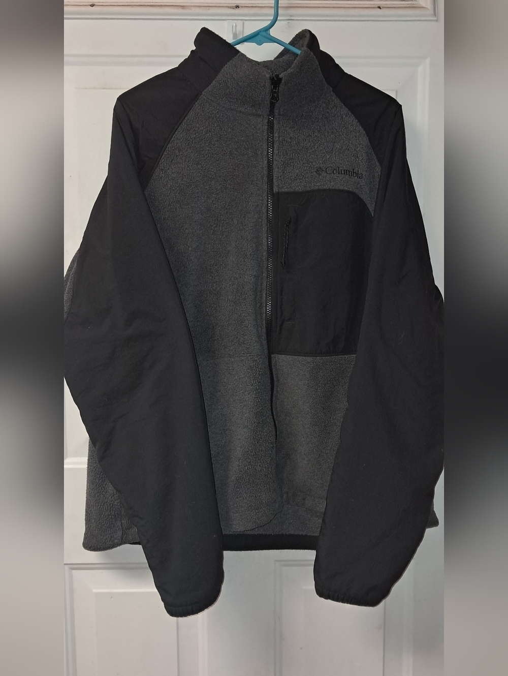 Columbia Sportswear Co. Interchange Mens XL Full Zip Fleece Jacket. Black & Grey
